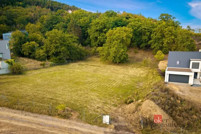 Prodej pozemku pro bydlení, Beroun, samota Na Vinici, 3833 m2