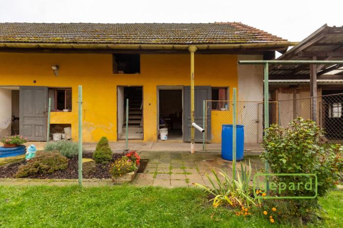 Prodej vícegeneračního domu, Vrbátky, 214 m2