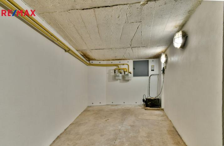 Pronájem obchodního prostoru, Hradec Králové - Pražské Předměstí, Horova, 70 m2