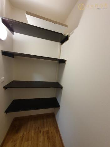 Prodej bytu 2+1, Chomutov, 17. listopadu, 60 m2