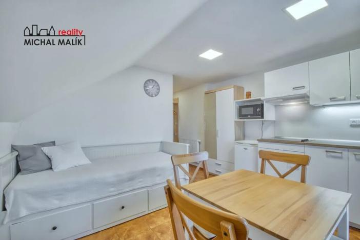 Prodej ubytování, Staré Město, 417 m2