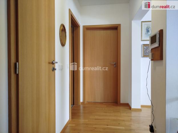 Prodej rodinného domu, Ostrov - Vykmanov, 156 m2