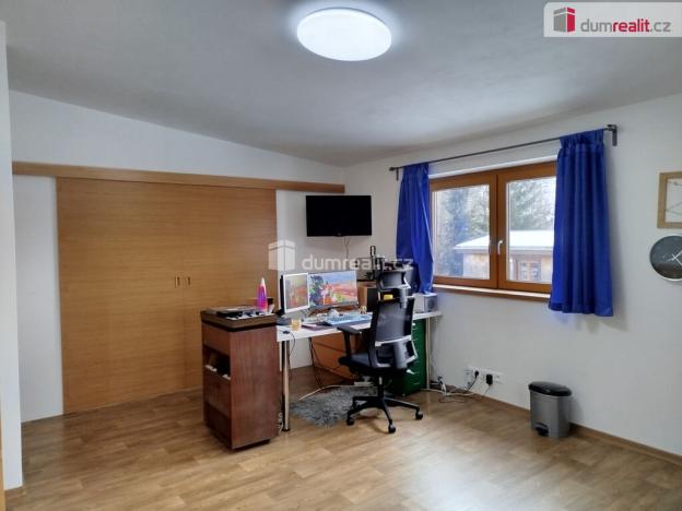 Prodej rodinného domu, Ostrov - Vykmanov, 156 m2