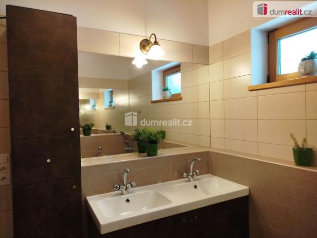 Prodej rodinného domu, Ostrov - Vykmanov, 156 m2