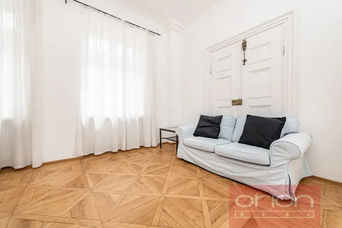 Pronájem bytu 3+1, Praha - Malá Strana, Sněmovní, 85 m2