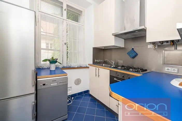 Pronájem bytu 3+1, Praha - Malá Strana, Sněmovní, 85 m2