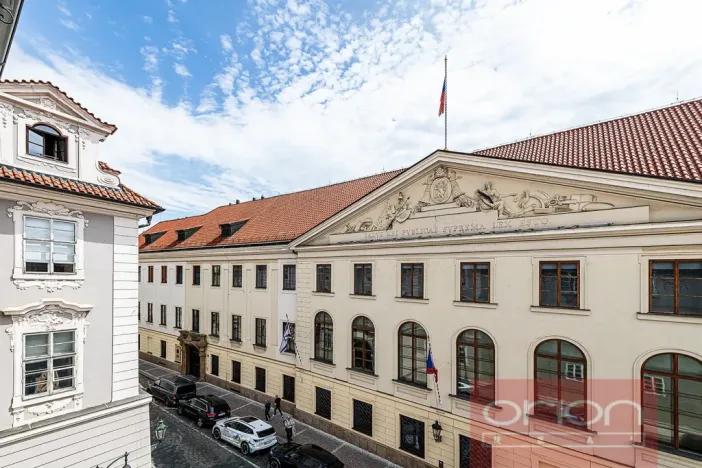 Pronájem bytu 3+1, Praha - Malá Strana, Sněmovní, 85 m2