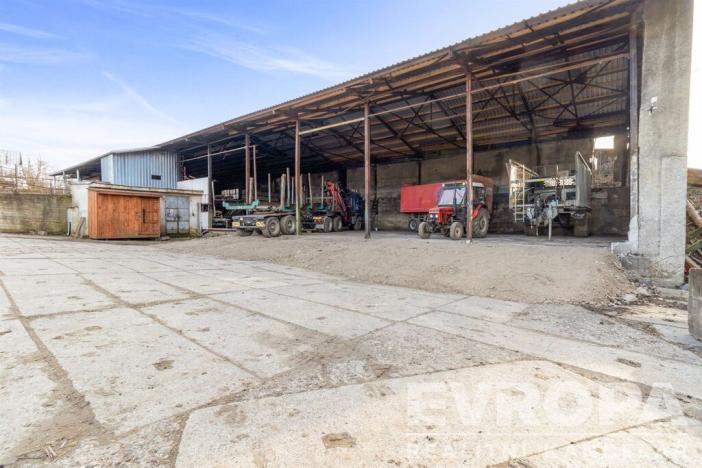 Prodej komerční nemovitosti, Maleč, okres havlíčkův brod, 1012 m2