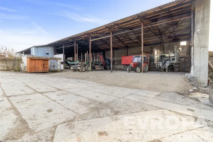 Prodej komerční nemovitosti, Maleč, okres havlíčkův brod, 1012 m2