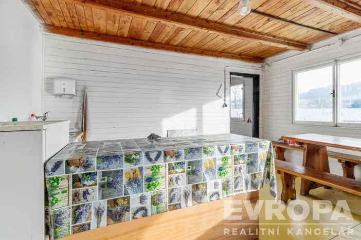 Prodej komerční nemovitosti, Maleč, okres havlíčkův brod, 1012 m2