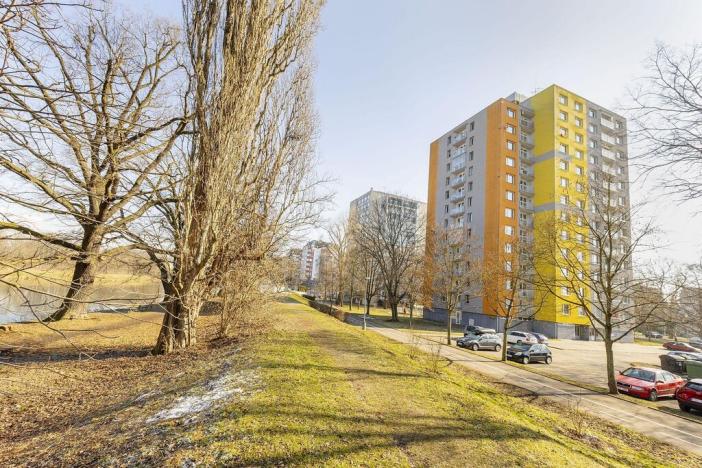 Prodej bytu 3+1, Pardubice - Zelené Předměstí, nábřeží Závodu míru, 72 m2