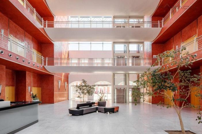 Pronájem kanceláře, Praha - Karlín, Křižíkova, 429 m2