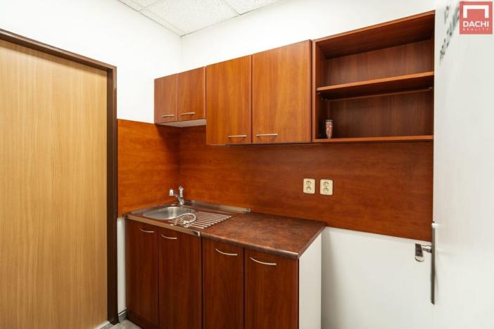 Pronájem skladu, Olomouc, Studentská, 1860 m2