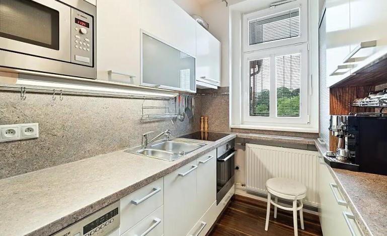 Prodej vícegeneračního domu, Brno - Maloměřice, Franzova, 3164 m2