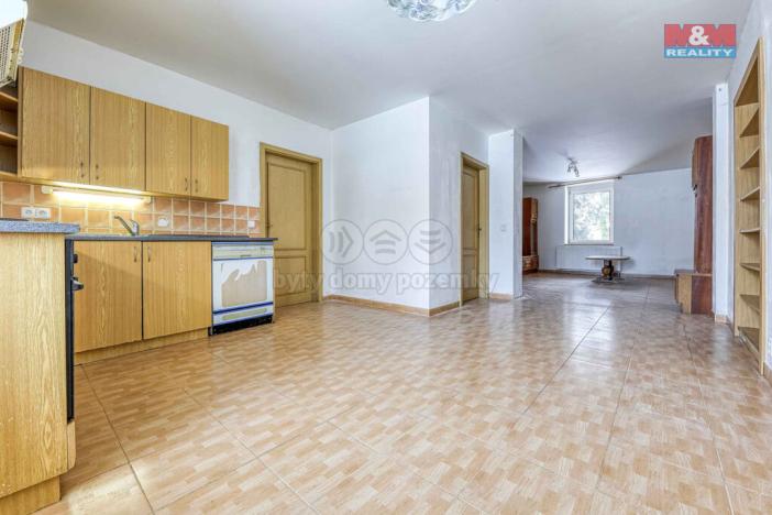 Prodej rodinného domu, Měčín - Radkovice, 210 m2