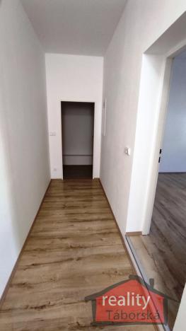 Prodej atypického bytu, Nupaky, 88 m2