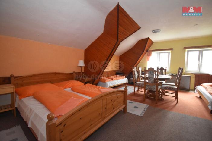 Prodej ubytování, Bílá, 900 m2