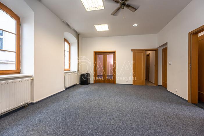 Pronájem obchodního prostoru, Mladá Boleslav - Mladá Boleslav I, Vodkova, 543 m2