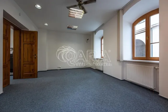 Pronájem obchodního prostoru, Mladá Boleslav - Mladá Boleslav I, Vodkova, 543 m2