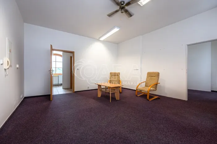 Pronájem obchodního prostoru, Mladá Boleslav - Mladá Boleslav I, Vodkova, 543 m2