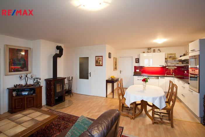 Prodej ubytování, Černolice, Pod Hůrkou, 420 m2