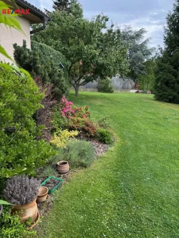 Prodej ubytování, Černolice, Pod Hůrkou, 420 m2