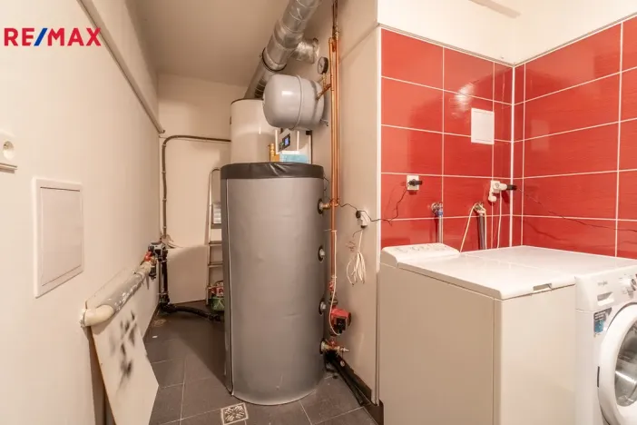 Prodej ubytování, Černolice, Pod Hůrkou, 420 m2