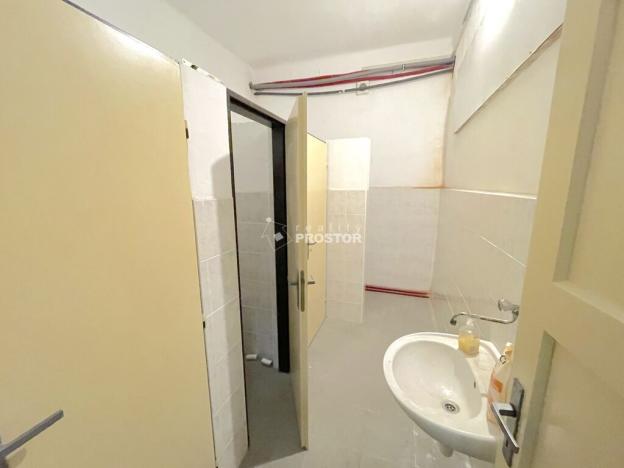 Pronájem skladu, Jirny, Tovární, 340 m2