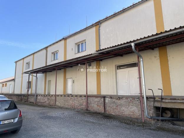 Pronájem výrobních prostor, Jirny, Tovární, 784 m2