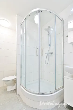 Pronájem bytu 2+kk, Brno - Starý Lískovec, Kyjevská, 40 m2