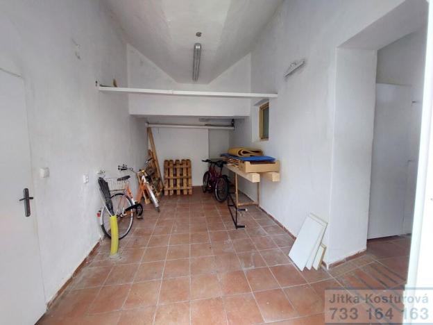 Pronájem výrobních prostor, Krnov - Pod Bezručovým vrchem, Hlubčická, 40 m2