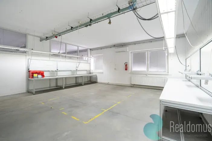 Prodej výrobních prostor, Milevsko, 3963 m2