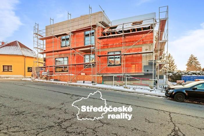 Prodej bytu 3+kk, Praha - Dolní Chabry, Kobyliská, 60 m2