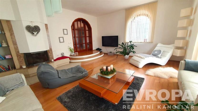 Prodej rodinného domu, Slatiňany - Škrovád, Škrovád, 295 m2