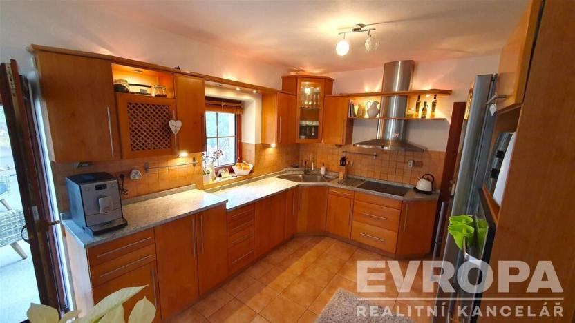 Prodej rodinného domu, Slatiňany - Škrovád, Škrovád, 295 m2