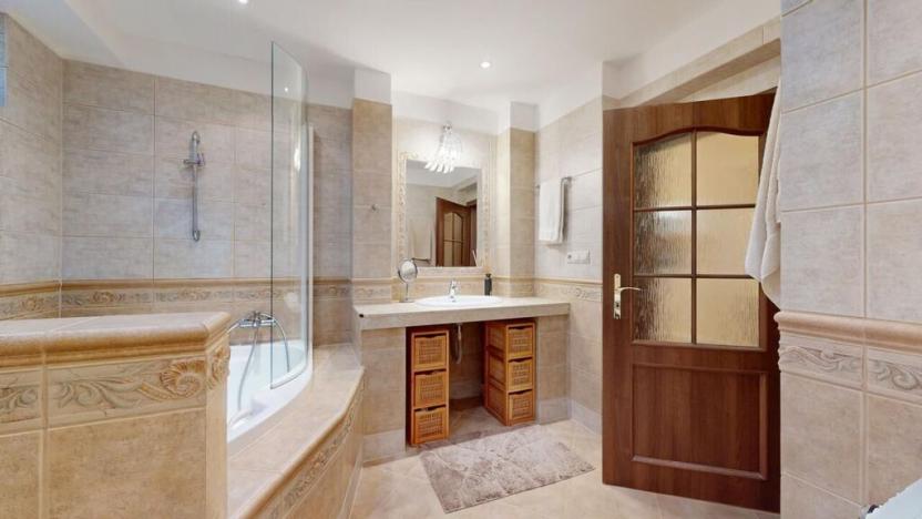 Prodej bytu 3+kk, Karlovy Vary, Škroupova, 100 m2