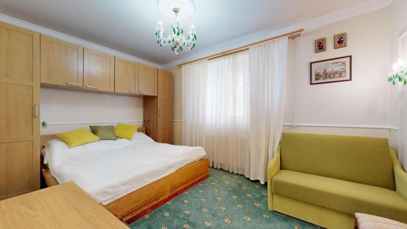 Prodej bytu 3+kk, Karlovy Vary, Škroupova, 100 m2