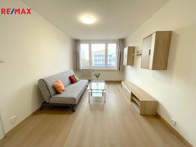 Pronájem bytu 2+kk, Praha - Braník, Novodvorská, 40 m2