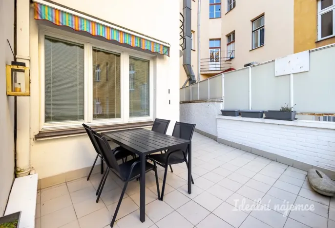 Pronájem bytu 1+1, Praha - Holešovice, Františka Křížka, 48 m2