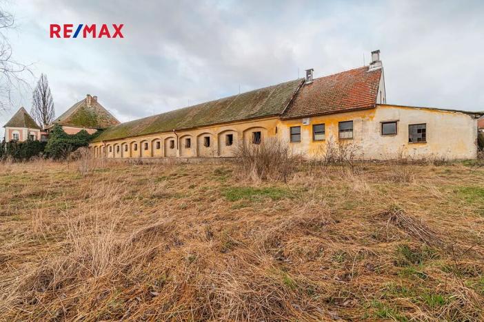 Prodej domu, Ježovy, 700 m2