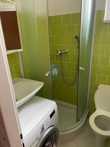 Pronájem bytu 2+kk, Praha - Hloubětín, Hostavická, 30 m2