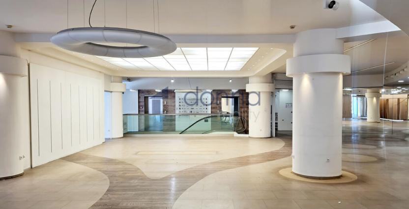 Pronájem obchodního prostoru, Praha - Nové Město, Václavské náměstí, 530 m2