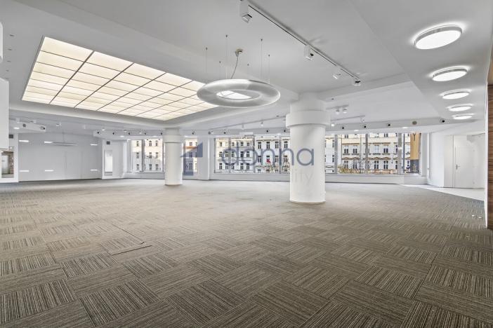 Pronájem obchodního prostoru, Praha - Nové Město, Václavské náměstí, 530 m2