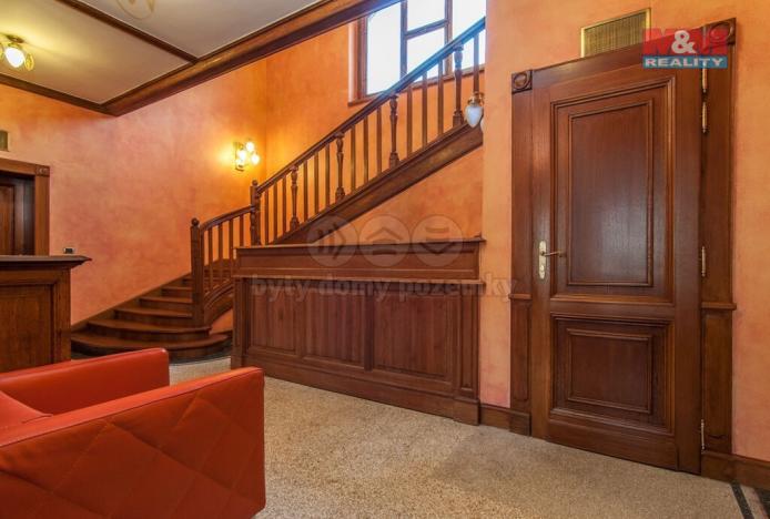 Prodej kanceláře, Praha - Smíchov, Kartouzská, 664 m2