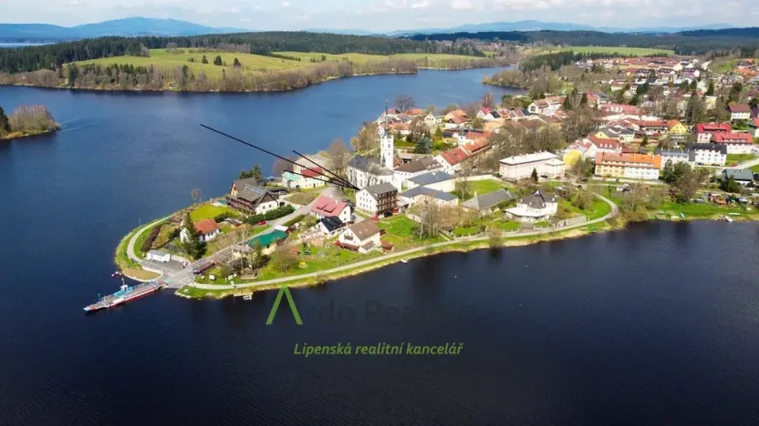 Prodej rodinného domu, Frymburk, 525 m2