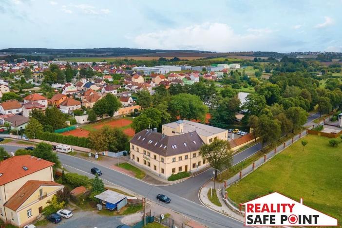 Prodej ubytování, Dobřany, Lipová, 820 m2