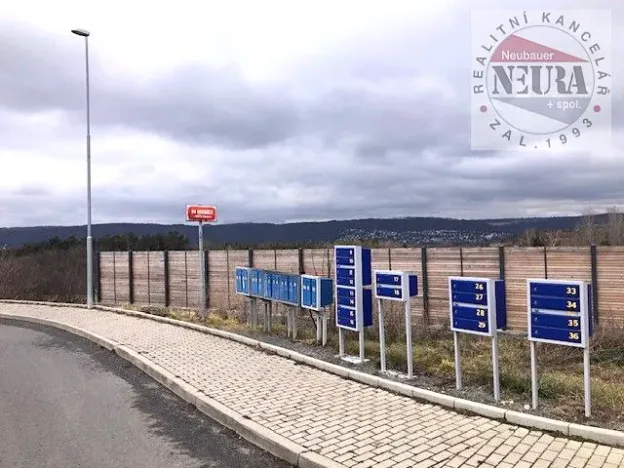 Prodej pozemku pro bydlení, Praha - Lipence, Na Lhotkách, 5510 m2