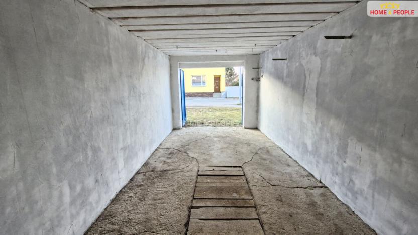 Prodej garáže, Brno, Nad dědinou, 22 m2