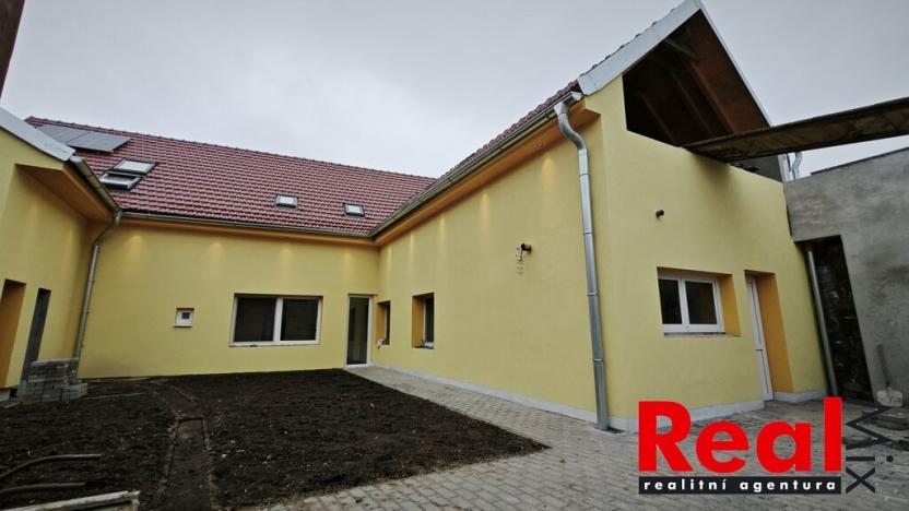 Prodej vícegeneračního domu, Krumvíř, 267 m2