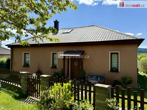 Prodej rodinného domu, Dolní Žandov, 135 m2